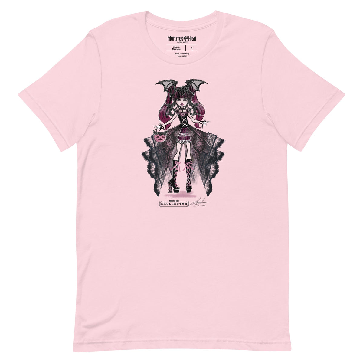Monster High Draculaura Halloween Edition Art by Annalise Lao Pink T-shirt