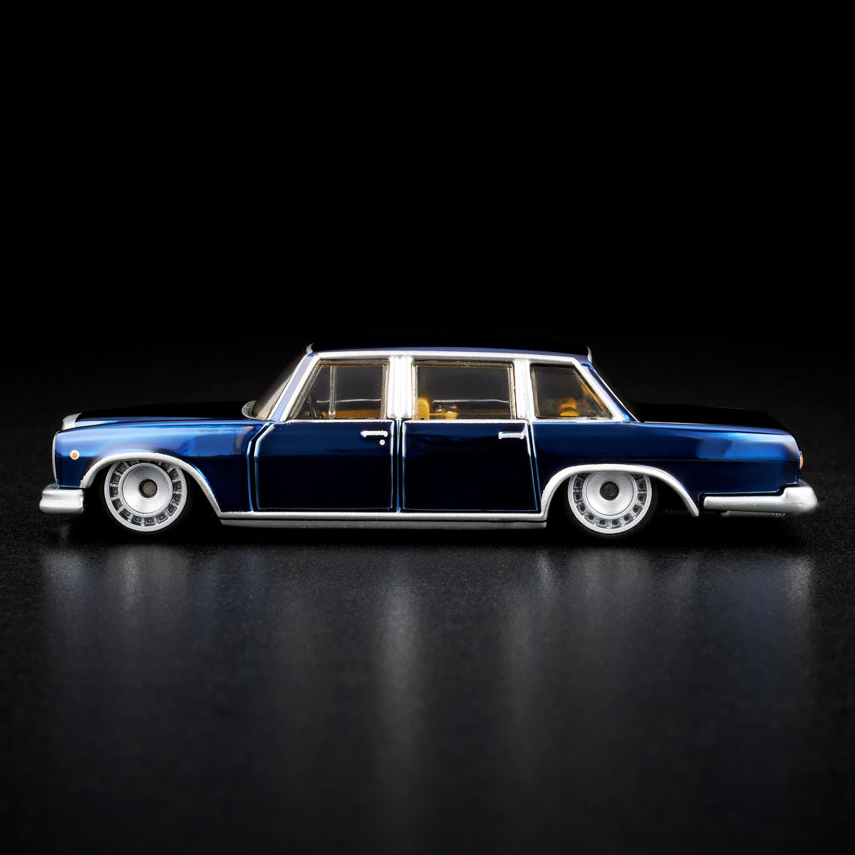Hot Wheels RLC Exclusive 1964 Mercedes-Benz 600