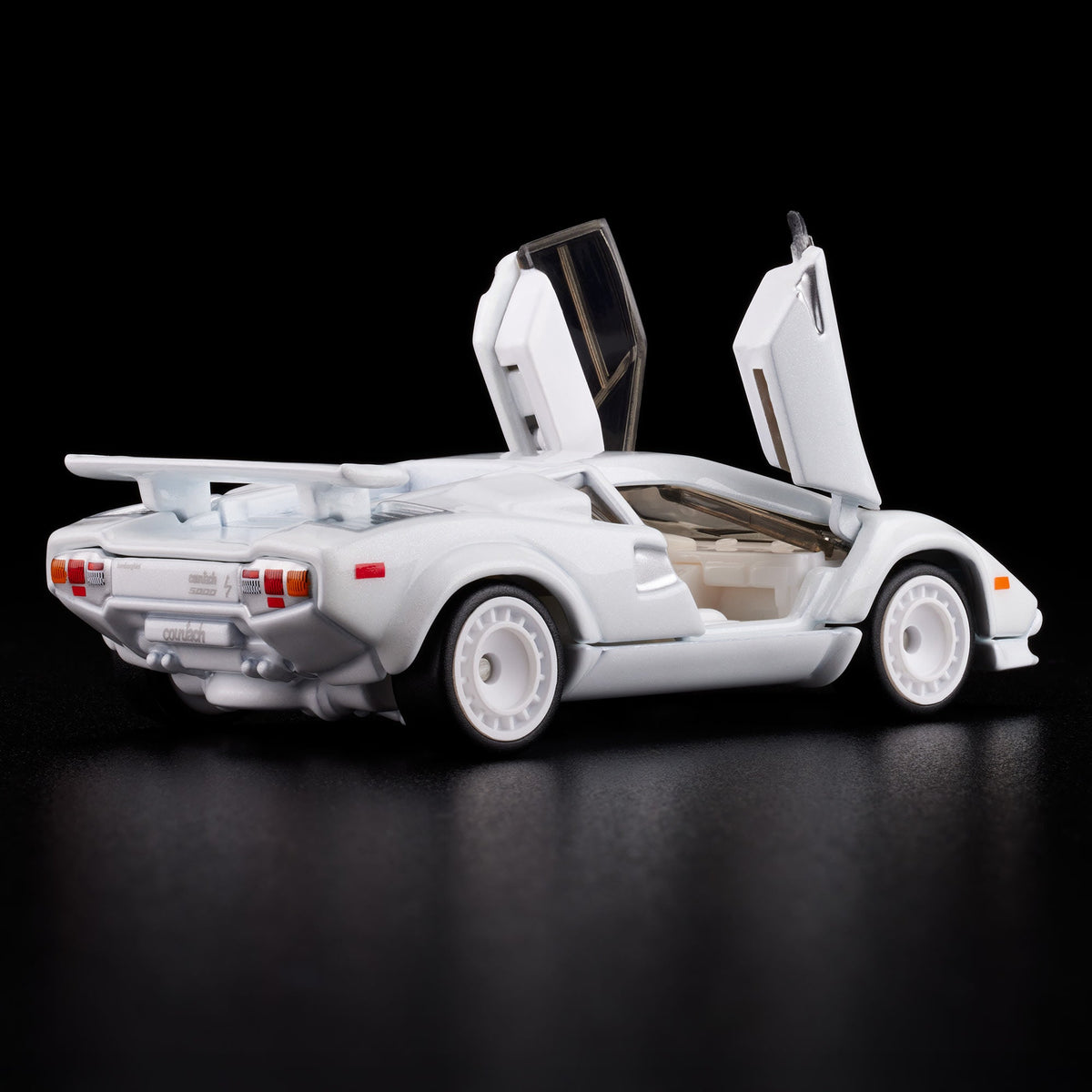 Hot Wheels RLC Exclusive 1982 Lamborghini Countach LP 500 S